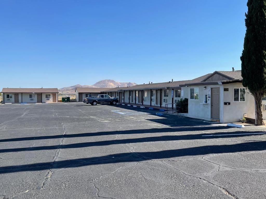 Palm Inn Mojave Exterior photo
