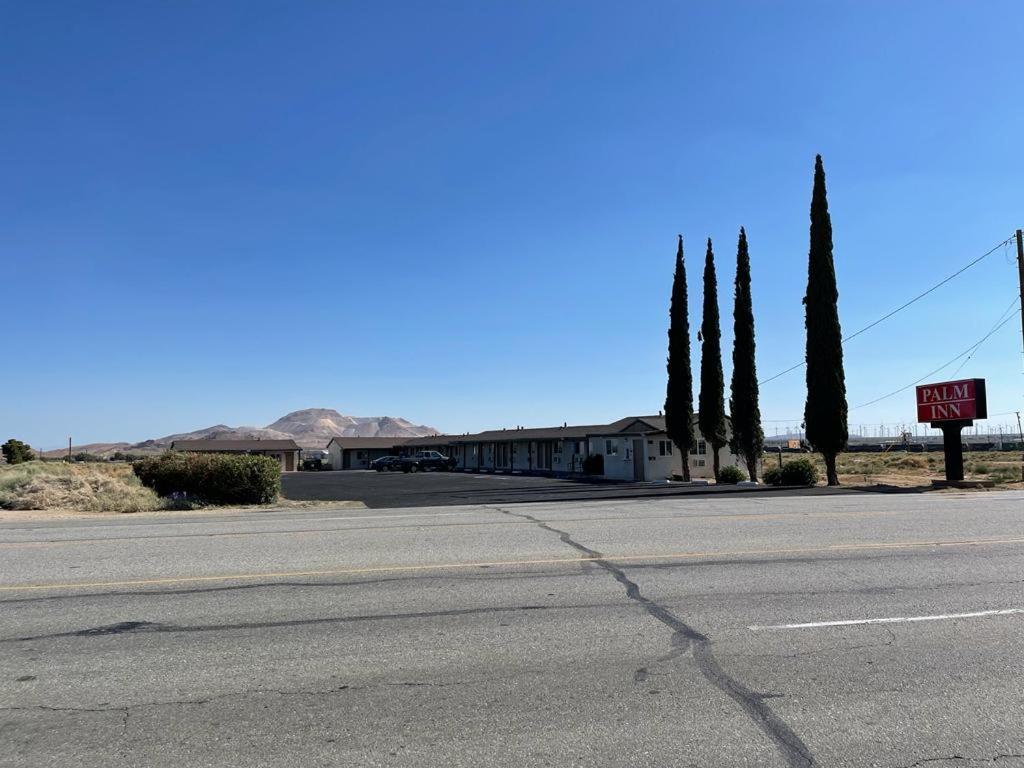 Palm Inn Mojave Exterior photo